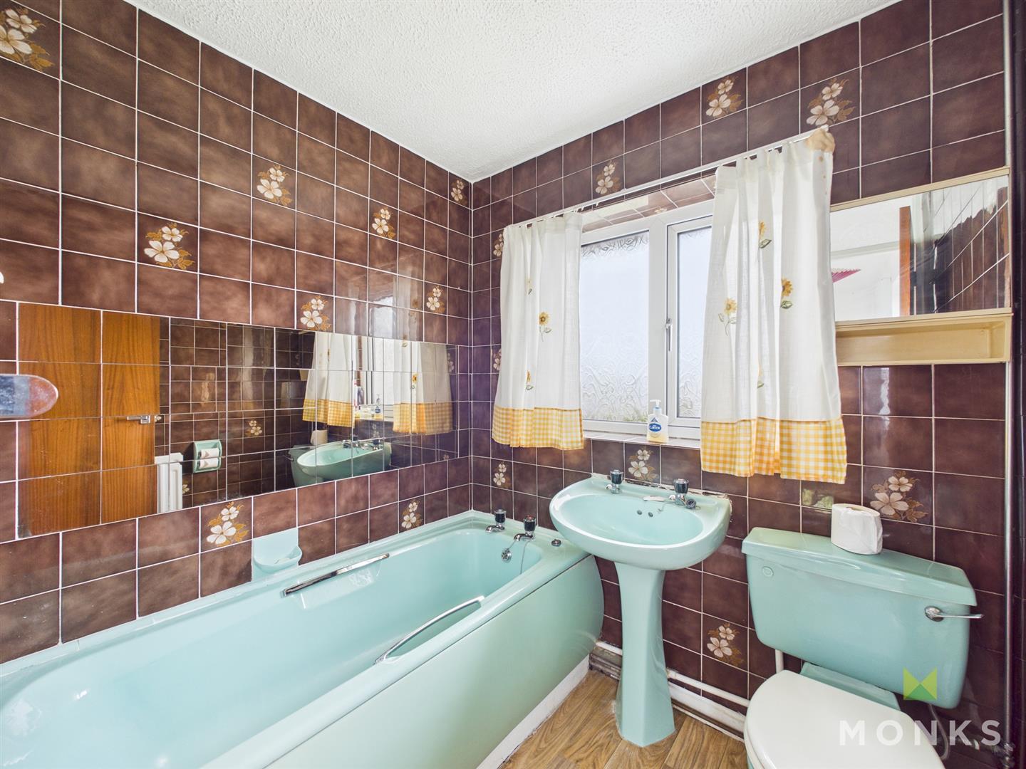 28 Oak Drive, St Martins, SY11 3EU For Sale